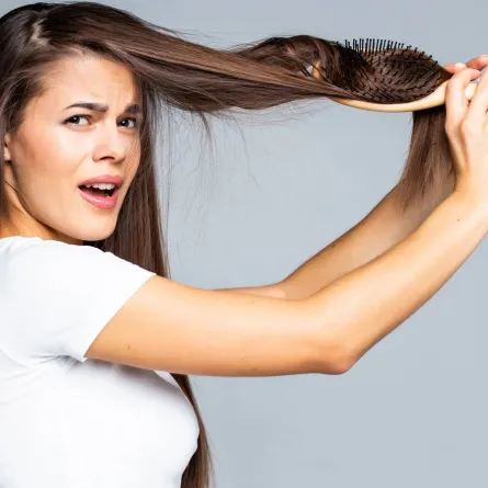 زيت اللوز الحلو للشعر الجاف