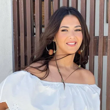 دنيا سميرغانم - صورة من صفحتها على انستغرام