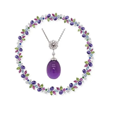 حجر الحكمة وقوة العقل.. قلادات مرصعة بالجشمت لإطلالة ساحرة تخطف العيون