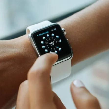 الساعة الذكية