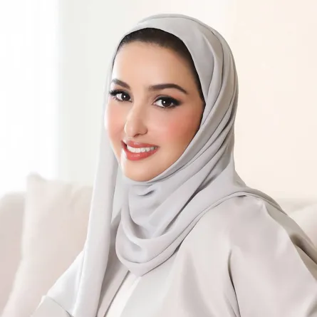 المصمّمة عائشة راشد: ثقافتنا غنية بتفاصيل جميلة تلهم المبدعين