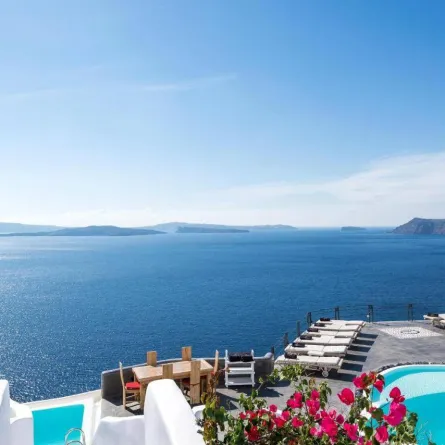 أشهر فنادق أويا اليونانية لقضاء شهر العسل