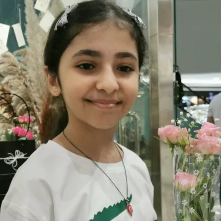 تظهر الصورة شخصية غنى خليل