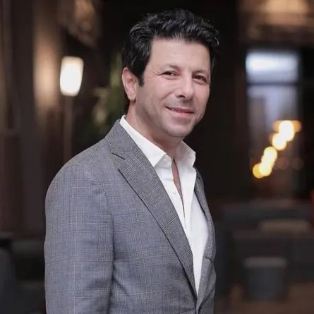 إياد نصار - صورة من صفحته الرسمية على انستغرام