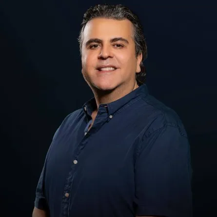 جمال سنان - صورة من صفحته الرسمية على انستغرام