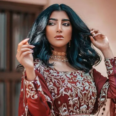 بثينة الرئيسي - صورة من صفحتها الرسمية على انستغرام