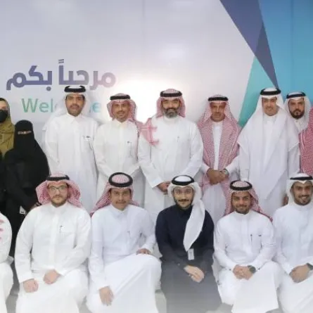 وزير الاتصالات يدشن "معمل كود جامعة الملك خالد" في مدينة أبها لتحفيز ريادة الأعمال الرقمية - الصورة من الموقع الإلكتروني للوزارة