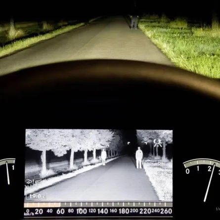 نظام الرؤية الليلية بسيارتك 