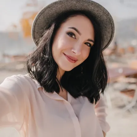 كوني جميلة بالصور