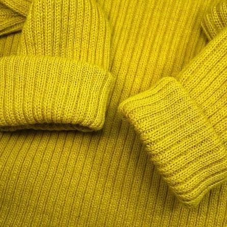 البلوزة الصوف