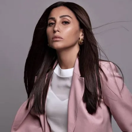 دينا الشربيني - صورة من صفحتها الرسمية على انستغرام