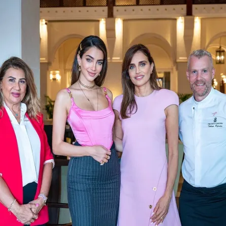 الريتز-كارلتون دبي يتعاون مع شركة ماما ريتا لتقديم جلسة شاي بعد الظهيرة الفاخرة في إطار مبادرة #أكتوبر_الوردي للتوعية بسرطان الثدي