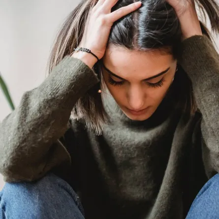 علاج الصداع النصفي بالبوتوكس.. طبيب أعصاب يجيب عن جميع تساؤلاتك 