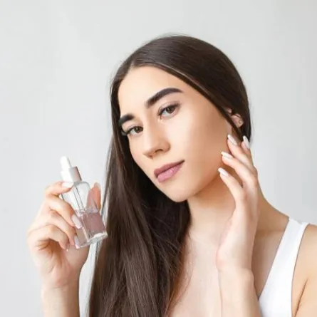 استخدام الكولاجين السائل للوجه