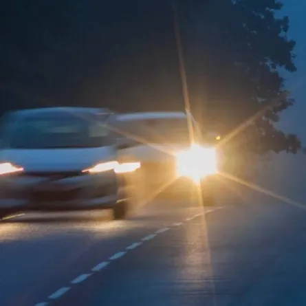 أنواع الأضواء في السيارة، واستخداماتها