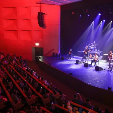 المجمّع الثقافي أبوظبي يقدّم مجموعة من العروض الفنية في نوفمبر  2022