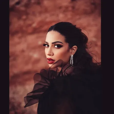 مجوهرات فخمة اختارتها بيان لنجاوي بتصاميم أنثوية ساحرة