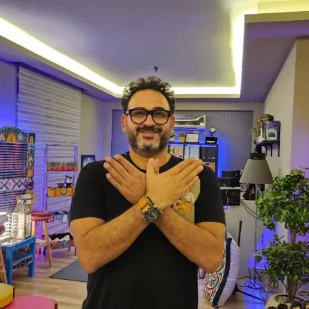 أكرم حسني - صورة من حسابه على انستغرام