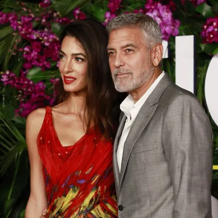 Lebanese-British barrister Amal Clooney (L) and US actor George Clooney arrive for the premiere of "Ticket to Paradise" at the Regency Village Theatre in Westwood, California, on October 17, 2022. Michael Tran / AFP