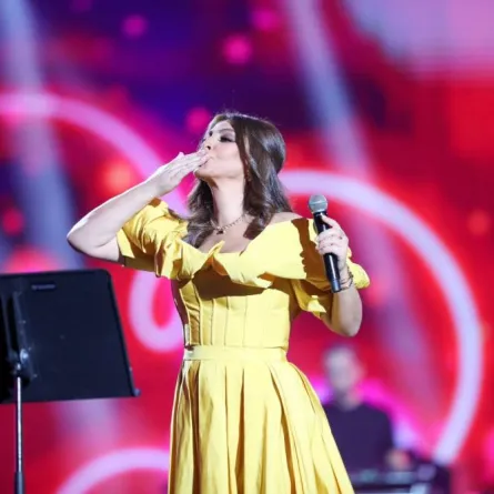 اليسا على مسرح محمد عبده - الصورة من حساب موسم الرياض على تويتر