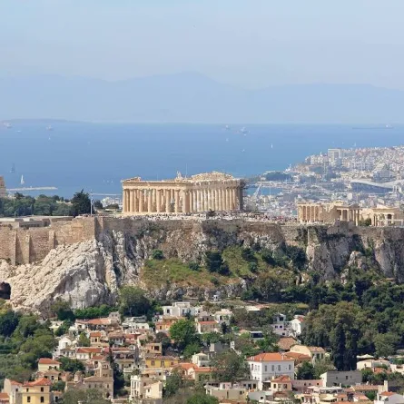 أثينا الوجهة المثالية لقضاء العطلات