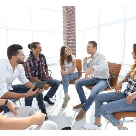 أهمية التواصل لتطوير أنفسنا