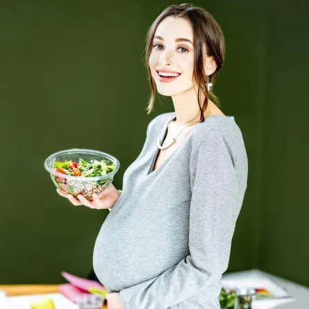 الحامل في شهرها السابع: أطعمة تناوليها وأخرى تجنبيها