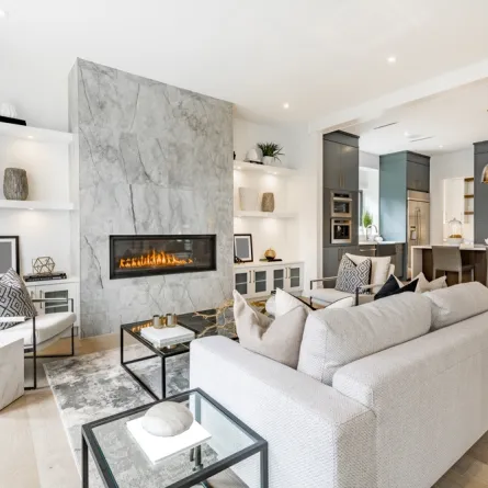 الأبيض يشي بالنقاء والصفاء