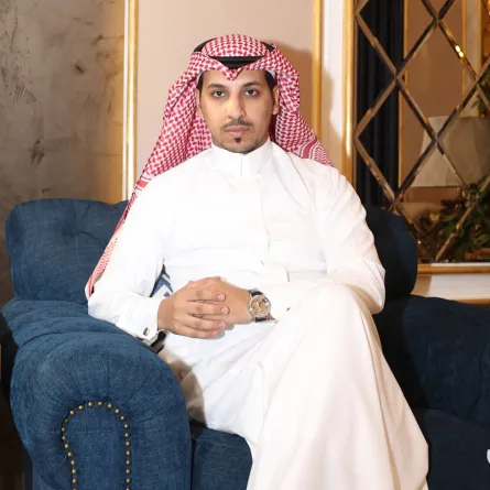 مصمم الديكور حاتم الأحمد: المبدع يصنع من حبات التراب ديكوراً رائعاً