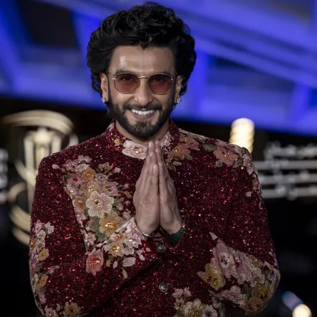 India's actor Ranveer Sinch poses on the red carpet upon his arrival for the opening ceremony of the 19th Marrakech International Film Festival in Marrakech on November 11, 2022. FADEL SENNA / AFP
