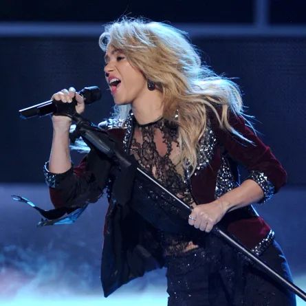 LAS VEGAS, NV - NOVEMBER 10: Singer Shakira performs onstage during the 12th annual Latin GRAMMY Awards at the Mandalay Bay Events Center on November 10, 2011 in Las Vegas, Nevada. Kevin Winter/Getty Images for Latin Recording Academy/AFP KEVIN WINTER / GETTY IMAGES NORTH AMERICA / Getty Images via AFP
