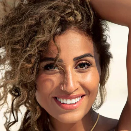 دينا الشربيني - الصورة من صفحتها الرسمية على الفيس بوك