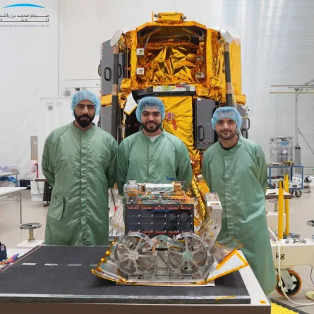 مركز محمد بن راشد للفضاء يعلن موعد إطلاق مشروع الإمارات لاستكشاف القمر. الصورة من "وام"