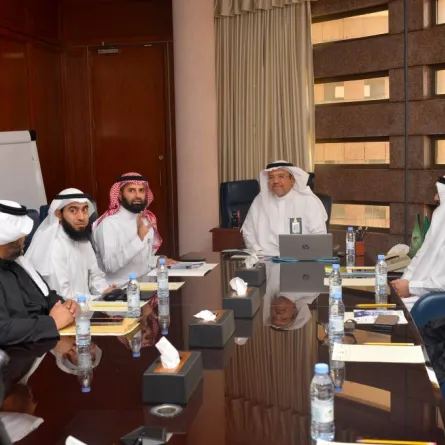 جامعة الملك عبدالعزيز تدشن الموقع الإلكتروني للملتقى المهني العاشر