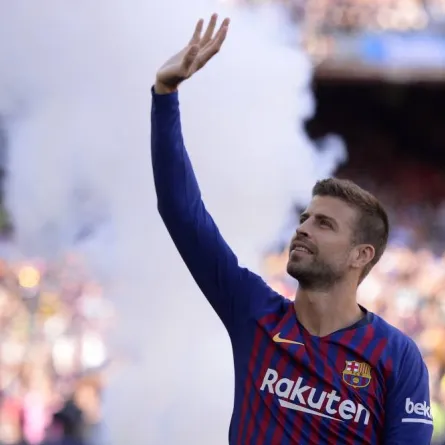 FILES) In this file photo taken on August 15, 2018 Barcelona's Spanish defender Gerard Pique waves at fans before the 53rd Joan Gamper Trophy friendly football match between Barcelona and Boca Juniors at the Camp Nou stadium in Barcelona. FC Barcelona's Gerard Pique has announced his retirement as footballer on Twitter, AFP reports on November 3, 2022. Josep LAGO / AFP