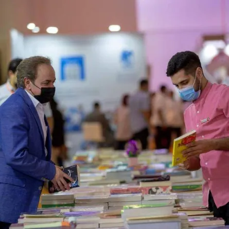 تخصيص 4.5 مليون درهم لتزويد مكتبات الإمارة بأحدث إصدارات "معرض الشارقة الدولي للكتاب". الصورة من "وام"