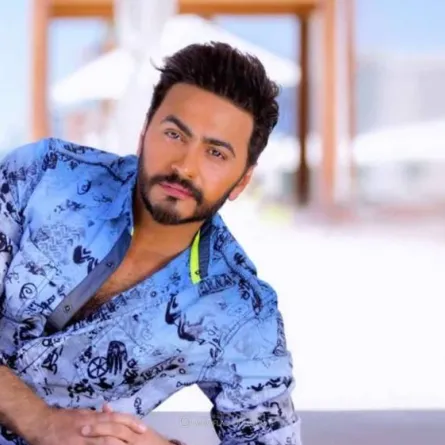 تامر حسني - الصورة من صفحته الرسمية على الفيس بوك