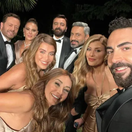 أبطال مسلسل ستيلتو – صورة من حساب كارلوس عازار على انستغرام