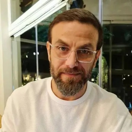 يحيى بيازي - صورة من صفحته الرسمية على انستغرام