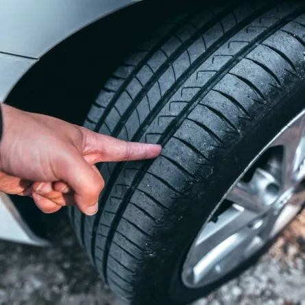 متي يجب تغيير إطارات السيارة؟