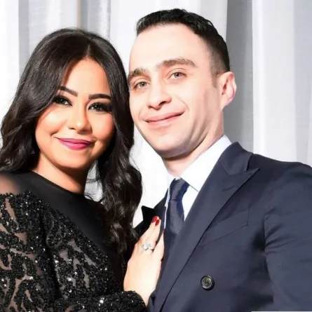 شيرين عبد الوهاب وحسام حبيب من مواليد برج القرد - الصورة من صفحة شيرين على الفيس بوك