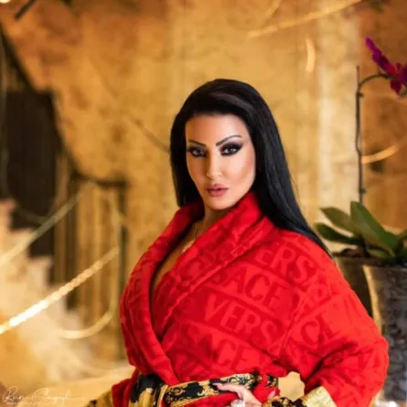 سمية الخشاب - الصورة من صفحتها على الفيس بوك