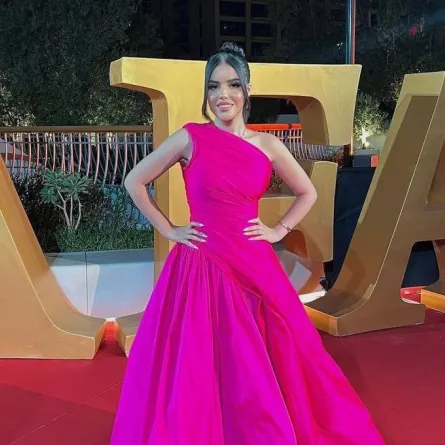 نور قمر - صورة من صفحتها الرسمية على انستغرام