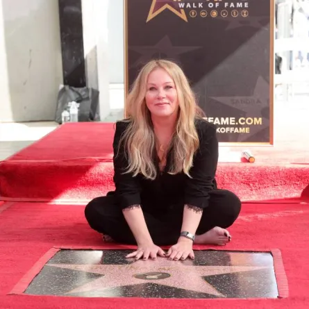 LOS ANGELES, CALIFORNIA - NOVEMBER 14: Christina Applegate attends a ceremony honoring Christina Applegate with a star on the Hollywood Walk Of Fame on November 14, 2022 in Los Angeles, California. Emma McIntyre/Getty Images for Netflix/AFP Emma McIntyre / GETTY IMAGES NORTH AMERICA / Getty Images via AFP