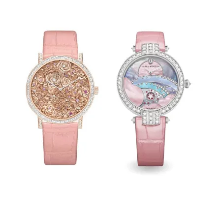 تزيني بساعات بسوار جلد وردي لإطلالة أنثوية ناعمة في شتاء 2023