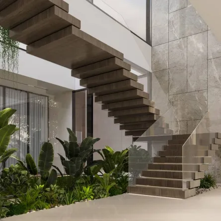 حديقة داخليّة أسفل الدرج