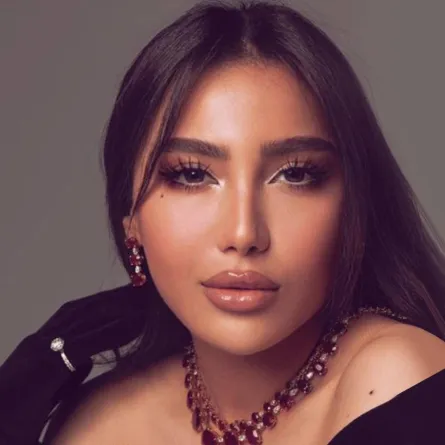 خبيرة المكياج دينا راغب: الألوان الدافئة هي المسيطرة على ساحة الجمال