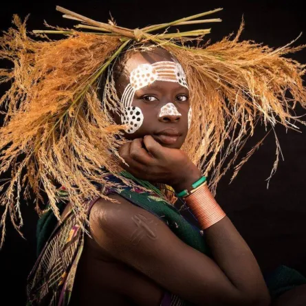 سيدة من قبيلة سوري 