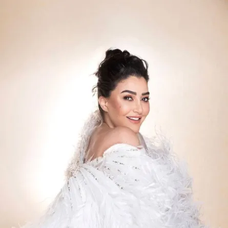 غادة عبد الرازق -الصورة من صفحتها الرسمية على الفيس بوك