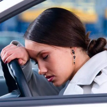 هذا ما يحدث عند غفوة لمدة ثانيتين أثناء القيادة